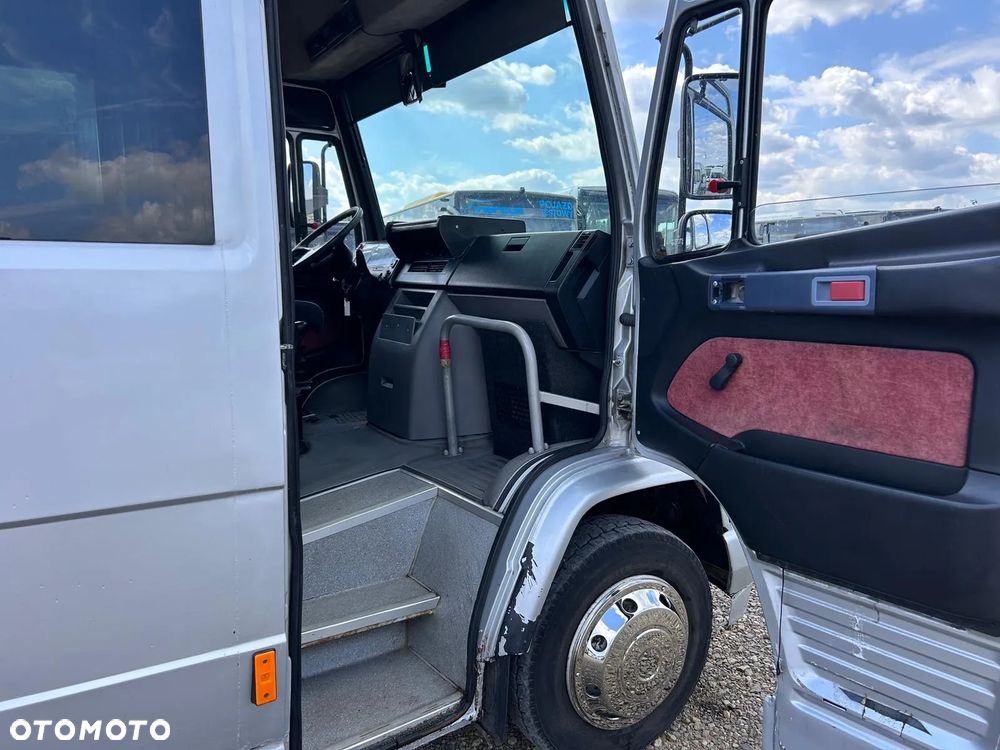 Mercedes-Benz Vario - 11