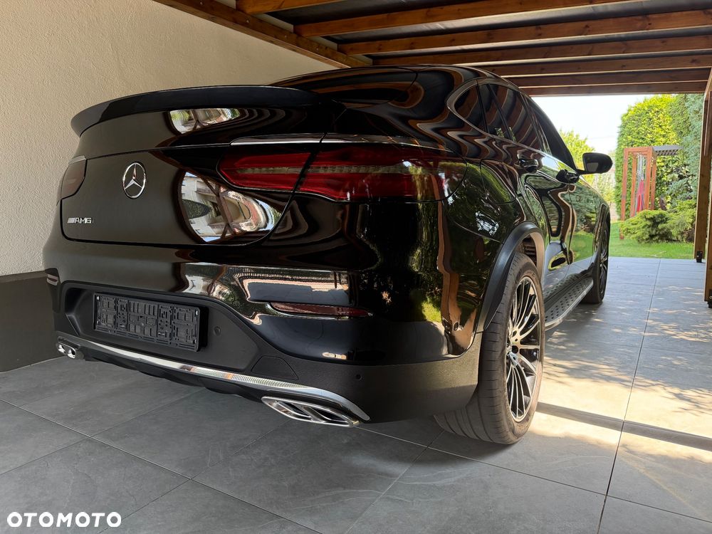 Mercedes-Benz GLC - 4