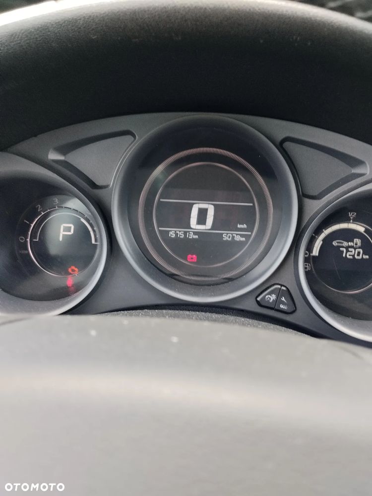 Citroën C4 BlueHDi 120 Stop&Start EAT6 Shine - 4