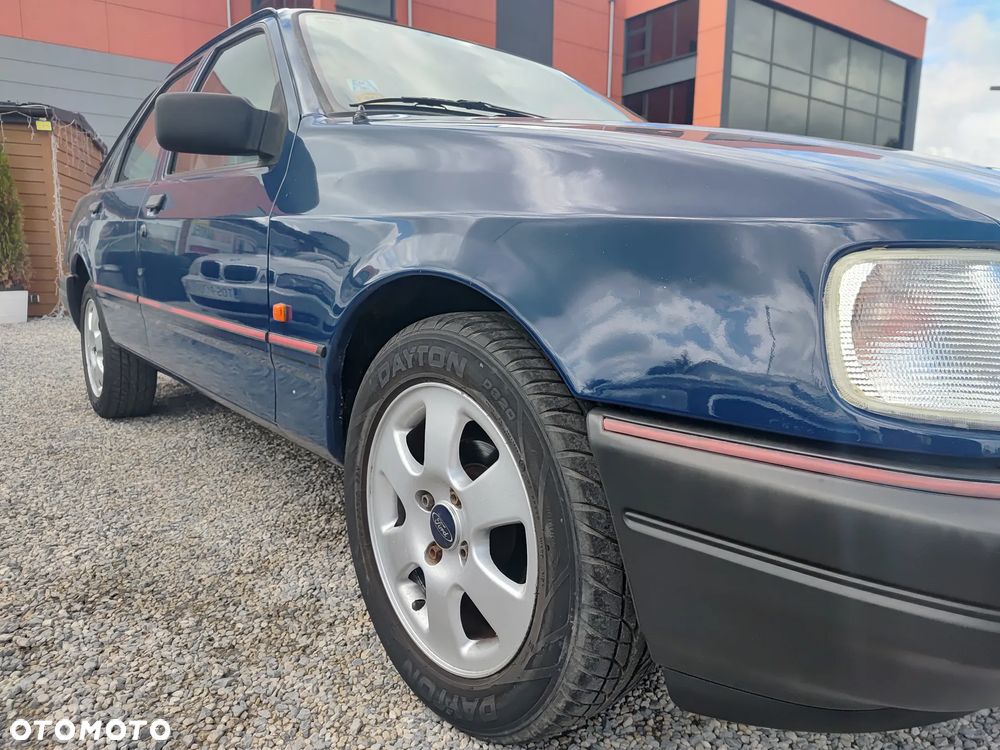 Ford Sierra 1.6 CLX - 25