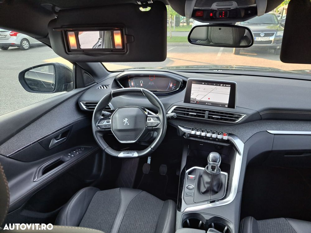 Peugeot 3008 1.2 PureTech Turbo S&S GT-Line - 10