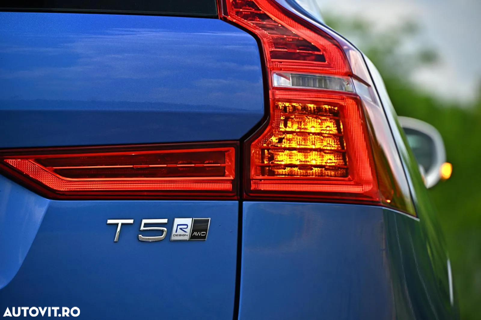 Volvo XC 60 T5 AWD Geartronic RDesign - 12