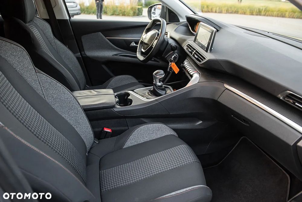 Peugeot 3008 BlueHDi 130 Stop & Start Active Business-Paket - 26