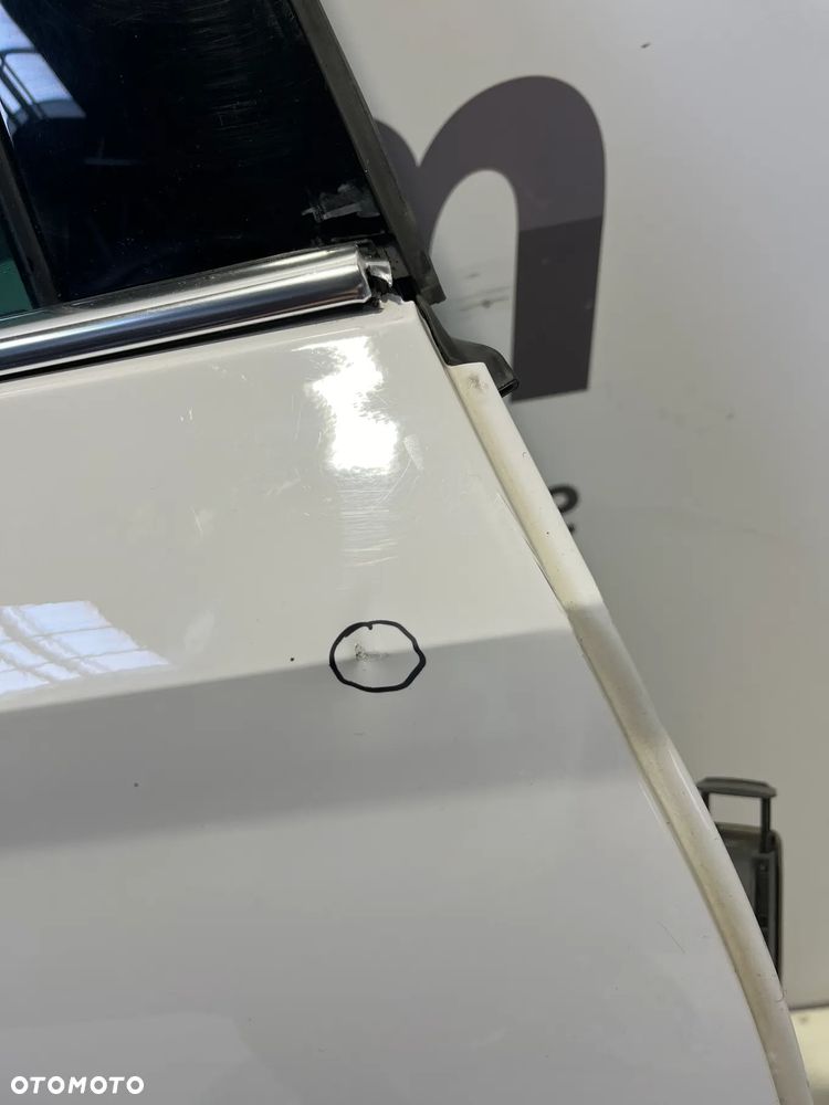 DRZWI PRAWY TYŁ  SKODA OCTAVIA IV KOMBI 2022r LF9E - 4