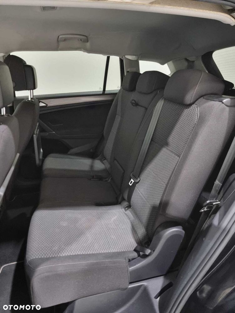 Volkswagen Tiguan Allspace - 21