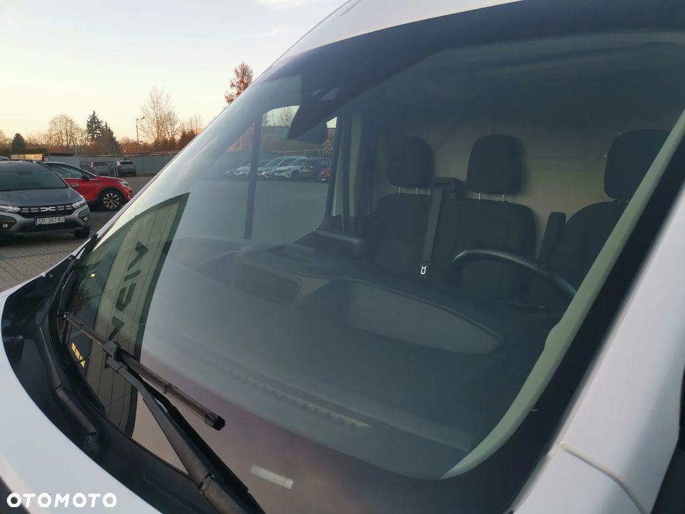 Ford Transit - 21