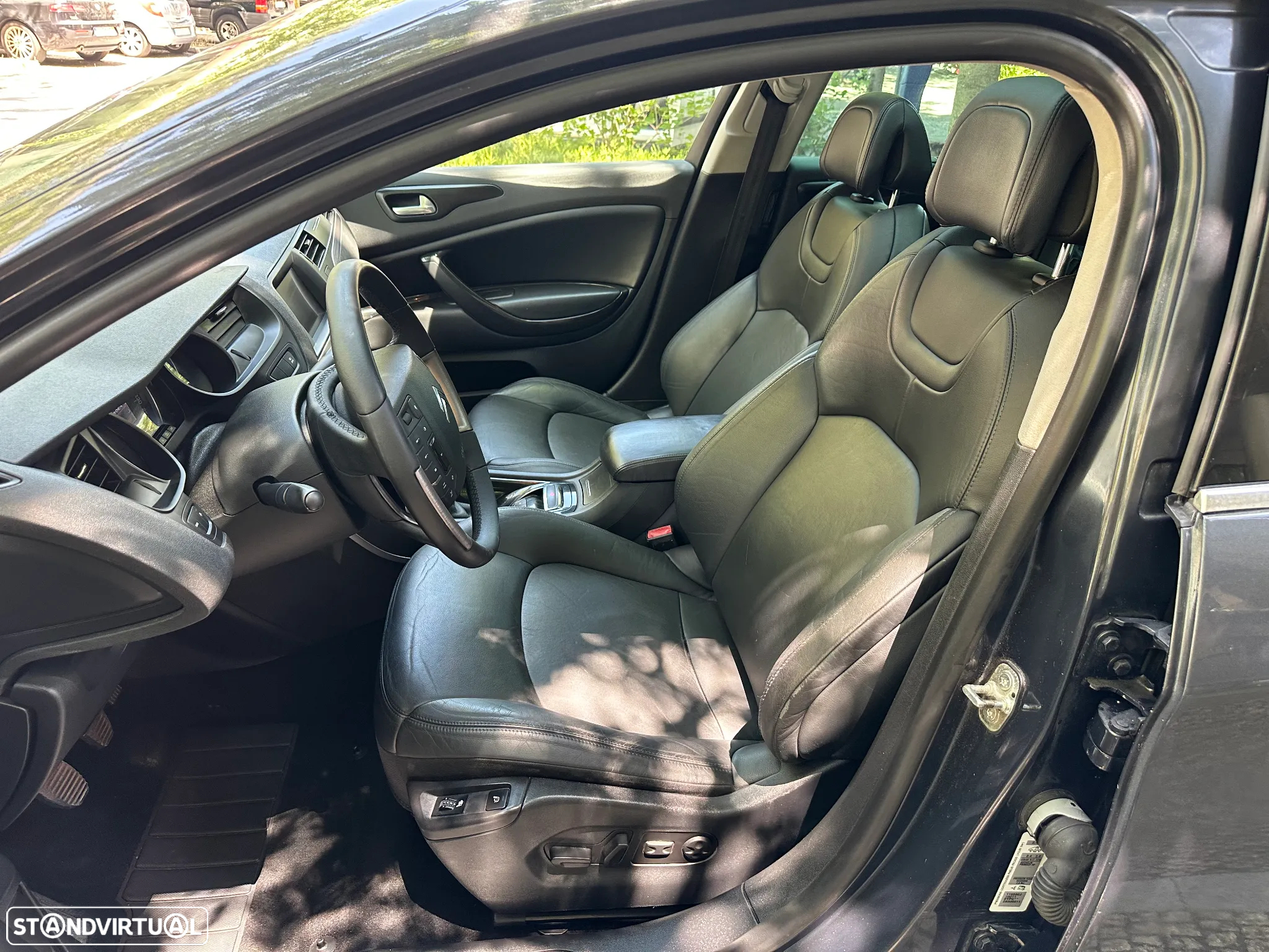 Citroën C5 Tourer HDi 135 FAP Business Class - 14