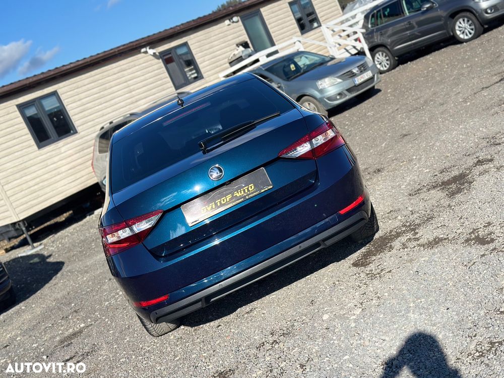 Skoda Superb 1.6 TDI DSG Ambition - 13