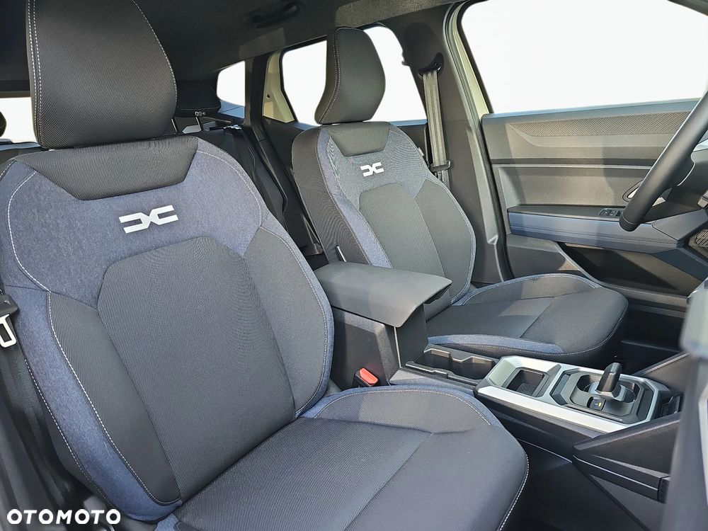 Dacia Duster 1.6 Full Hybrid 140 Journey MMT - 26