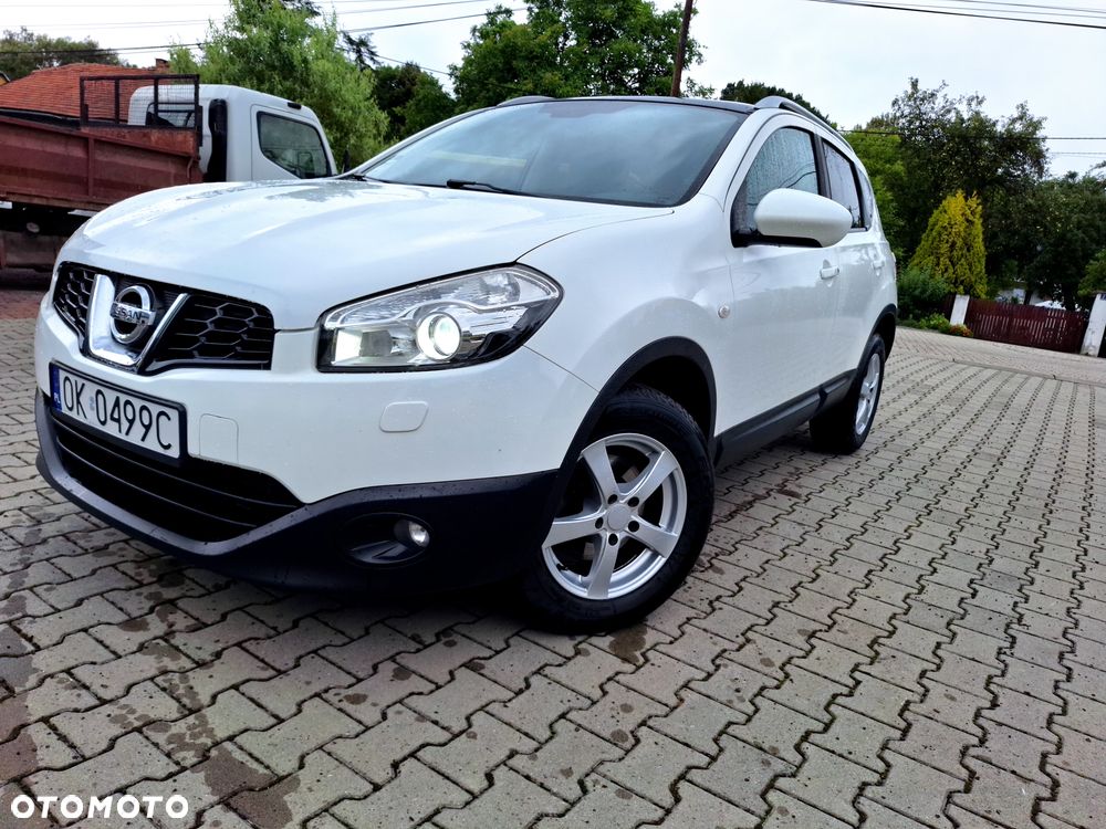 Nissan Qashqai - 1