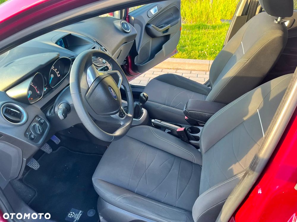 Ford Fiesta 1.0 Champions Edition - 16
