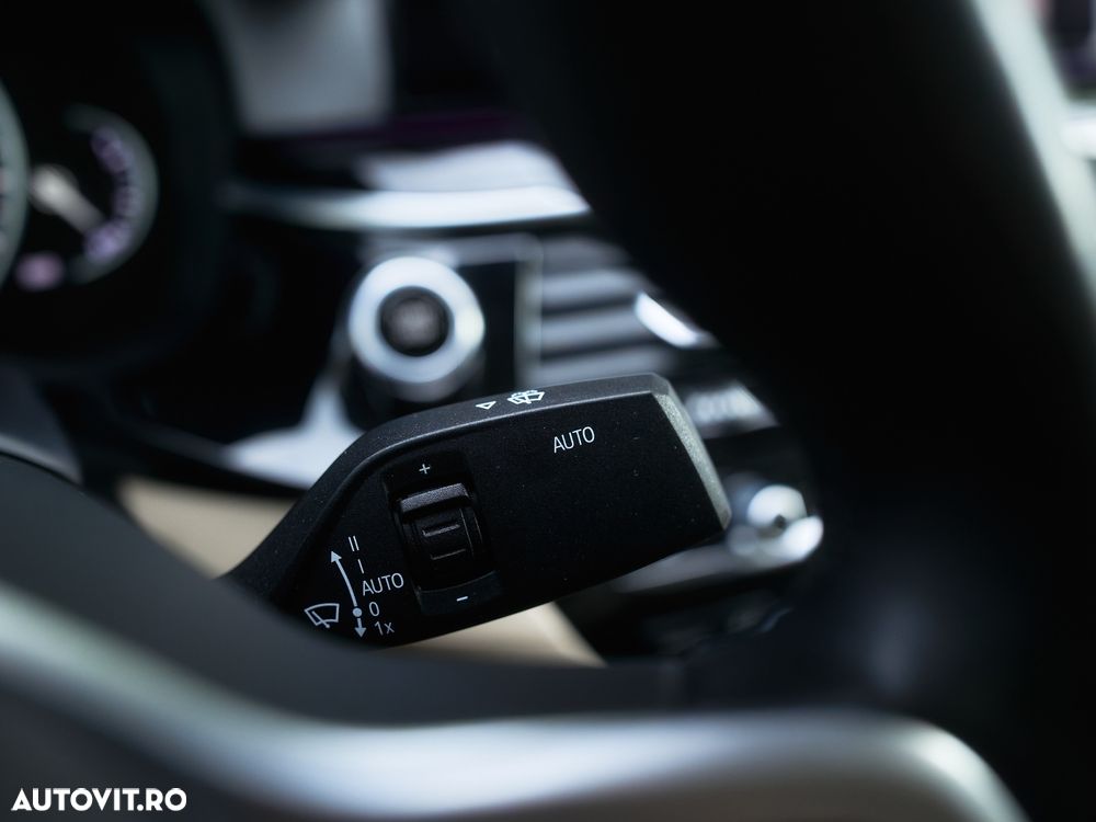 BMW Seria 5 - 29