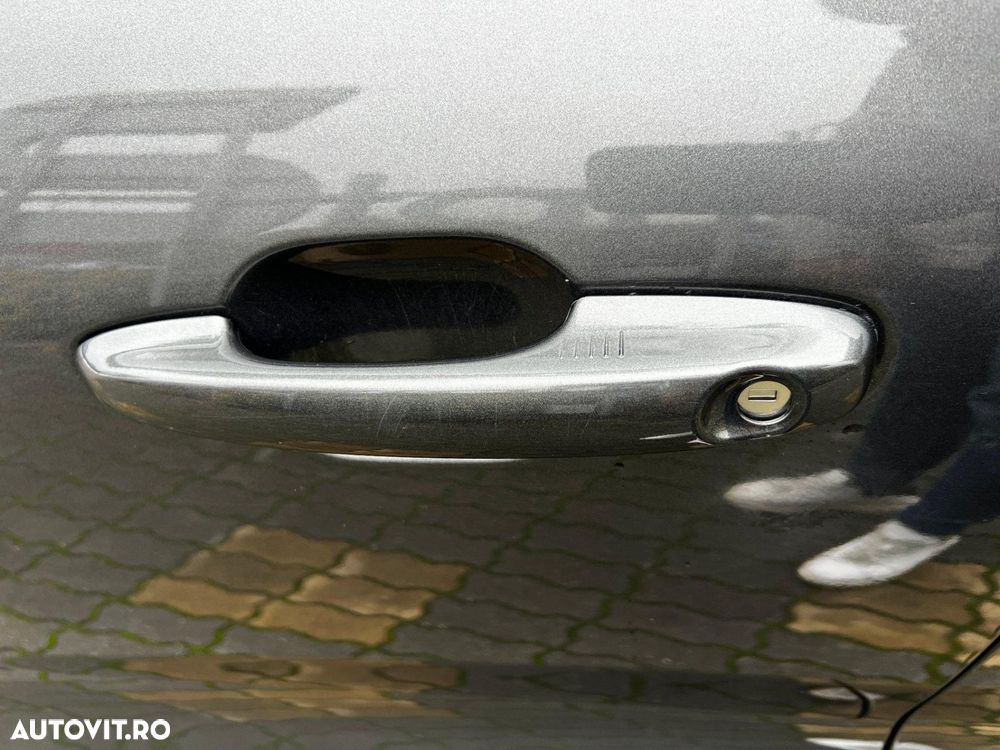 Ford Kuga 2.5 Duratec FHEV FWD ST Line - 40