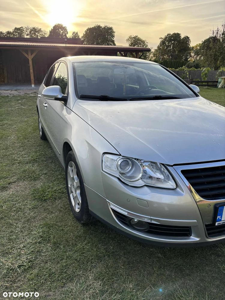 Volkswagen Passat - 6