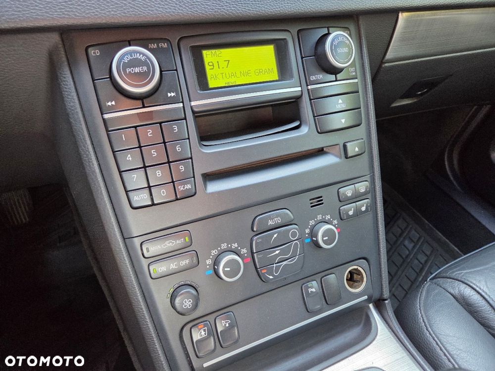 Volvo XC 90 D5 Momentum - 11