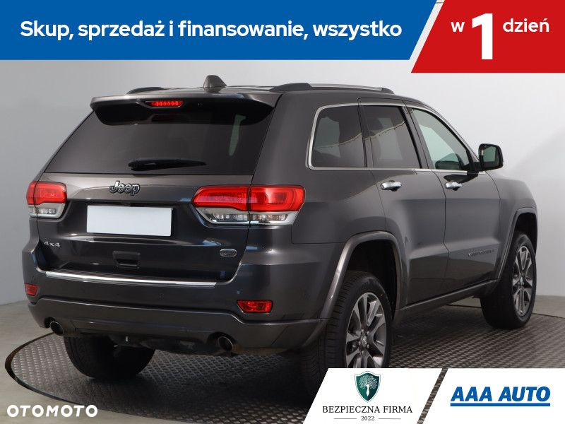 Jeep Grand Cherokee - 6