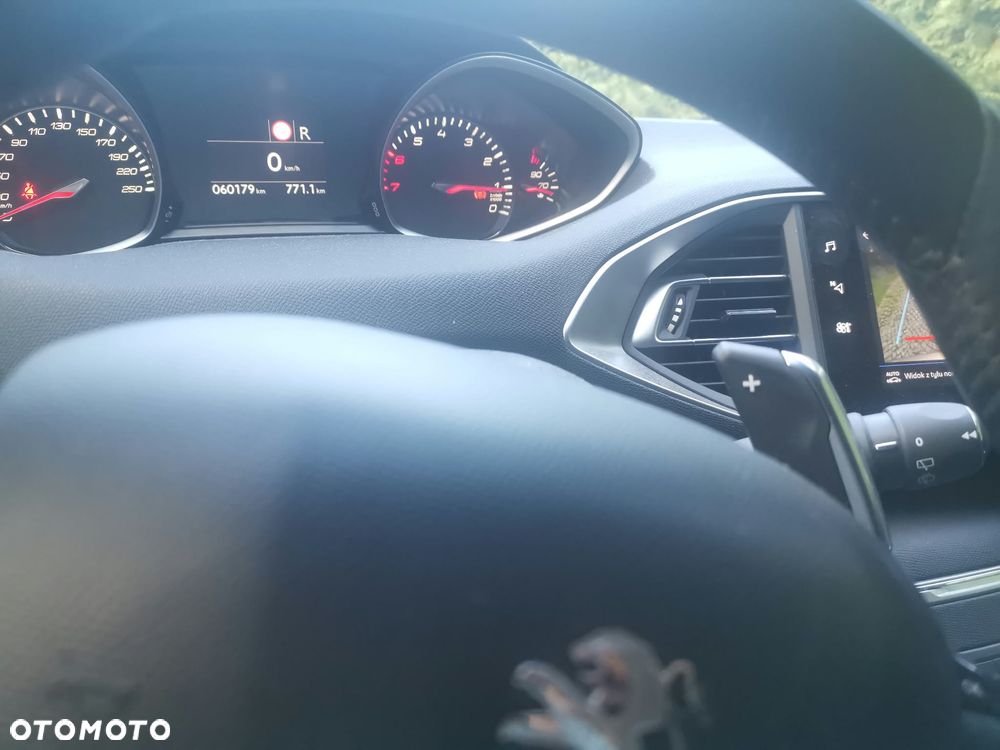Peugeot 308 - 15