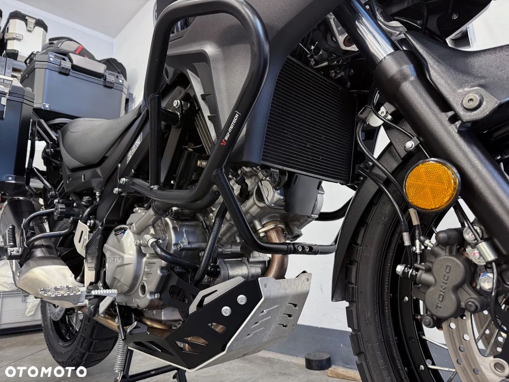 Suzuki V-STROM - 13