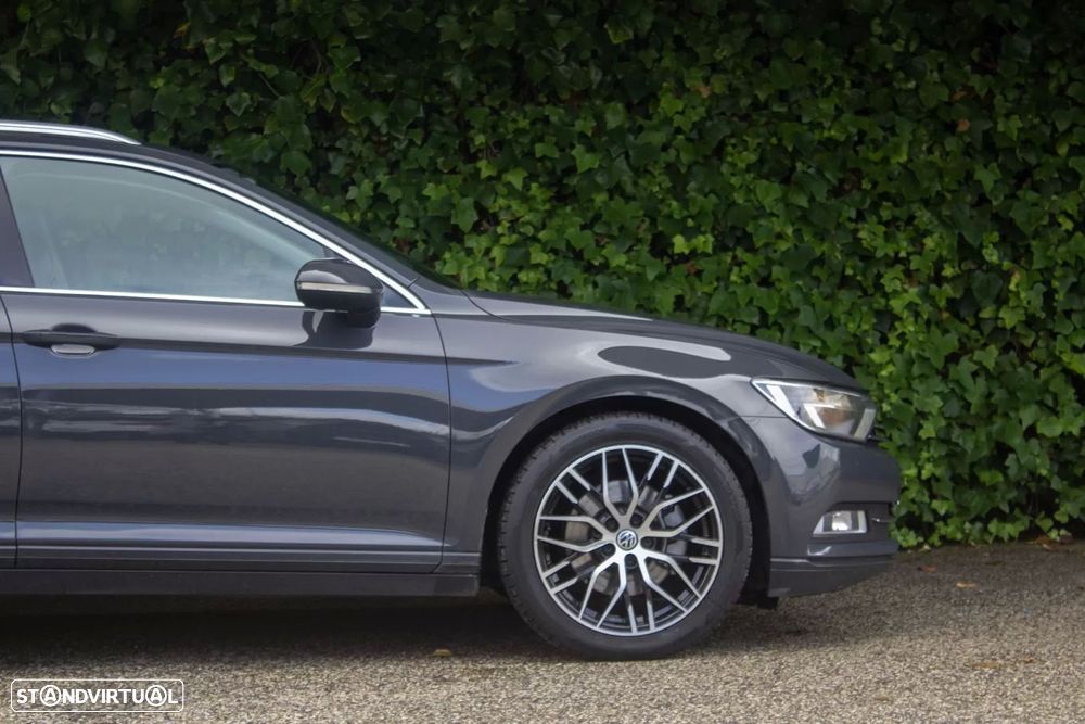 VW Passat Variant 2.0 TDi Elegance DSG - 5
