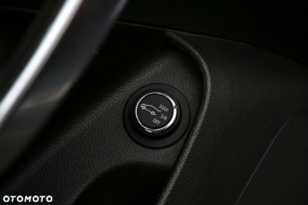 Opel Insignia 2.0 BiTurbo CDTI ecoFLEX Start/Stop Sport - 28