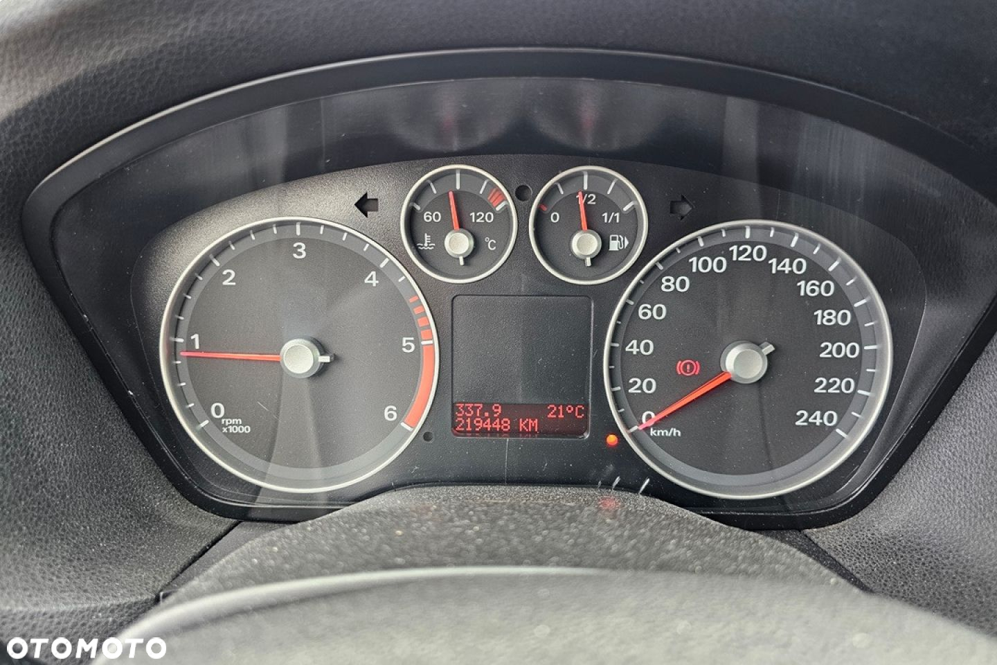 Ford Focus - 16