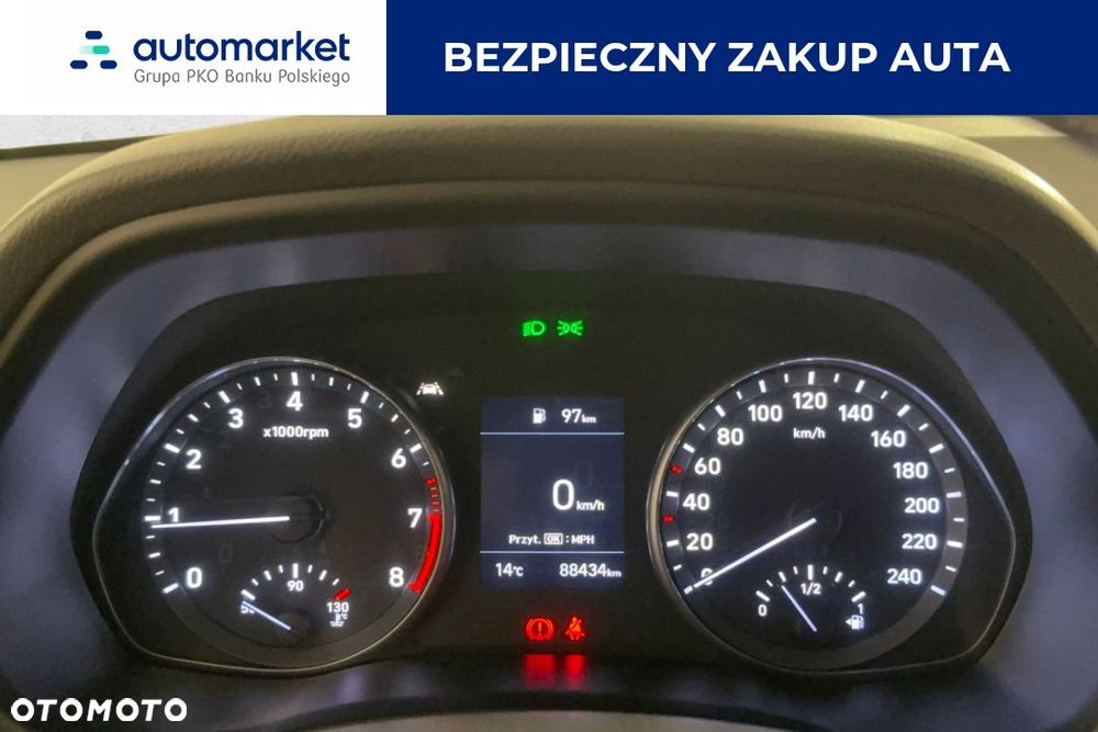 Hyundai i30 1.5 DPI Classic + - 16