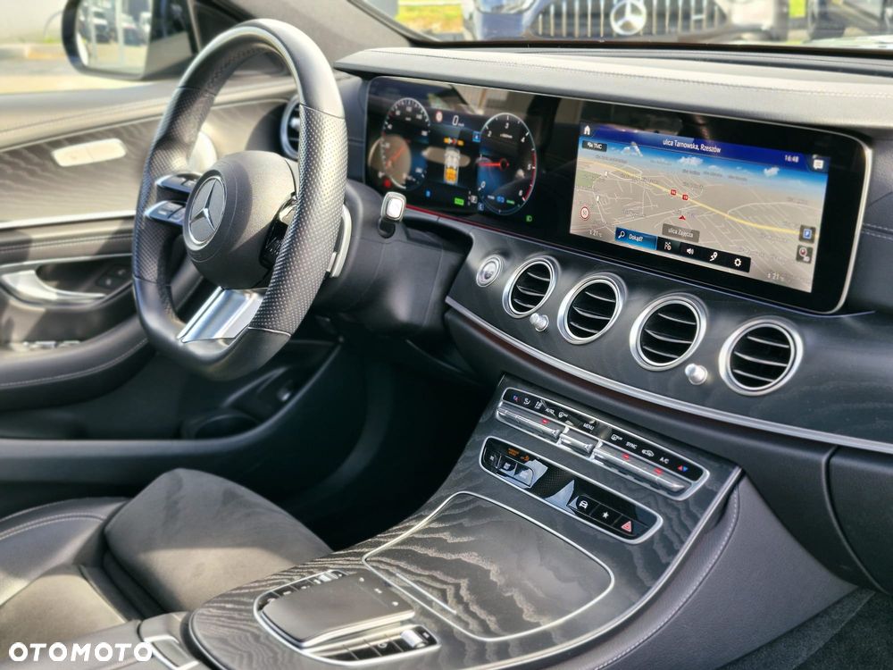 Mercedes-Benz Klasa E 220 d 4-Matic AMG - 13