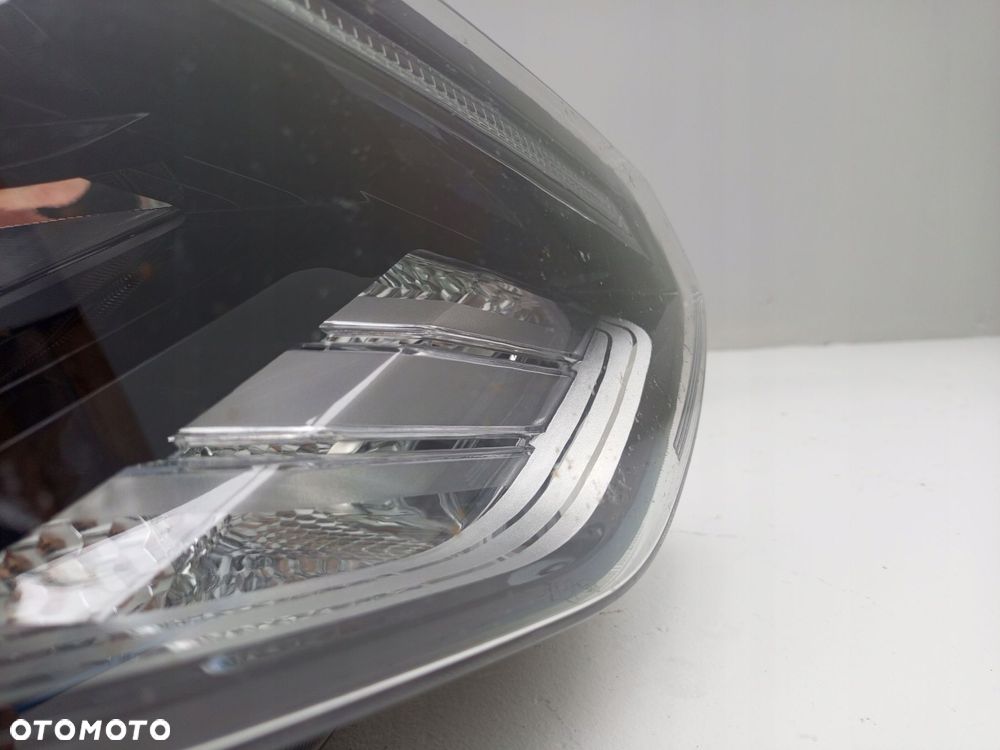 SSANGYONG KORANDO IV 19- LAMPA LED PRZEDNIA PRAWA PRAWY PRZÓD 8310237101 ÷ - 14
