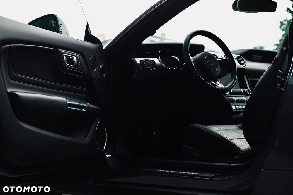 Ford Mustang 5.0 Ti-VCT V8 GT - 33