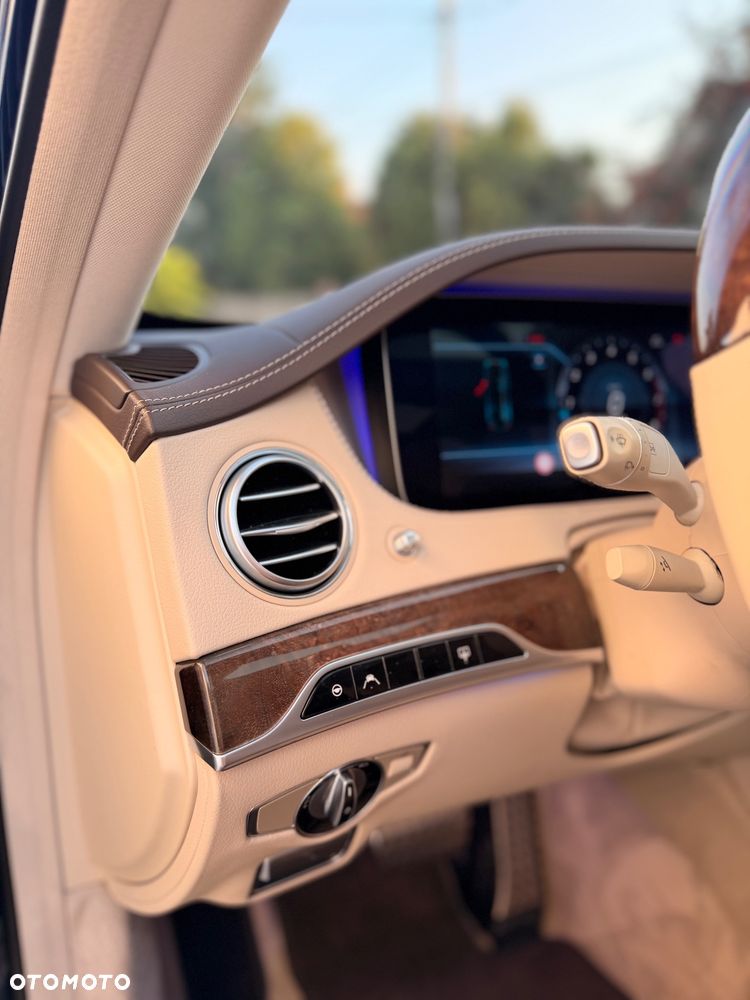 Mercedes-Benz Klasa S 560 L 4Matic 9G-TRONIC - 31