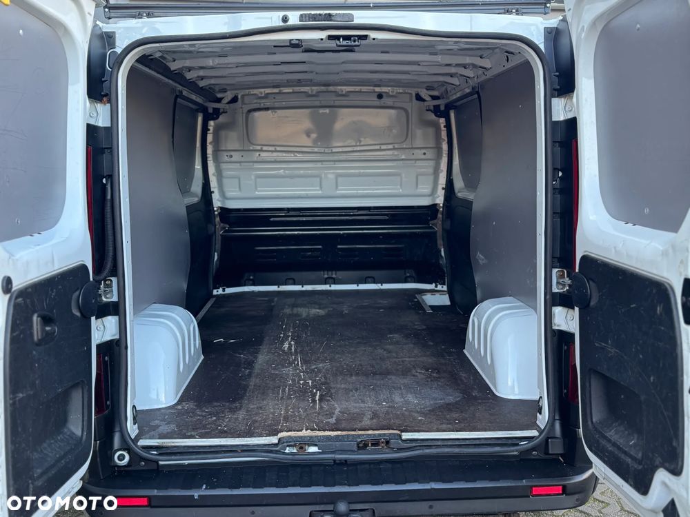 Opel Vivaro - 14