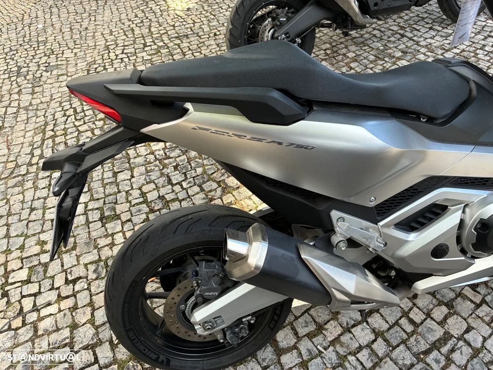 Honda Forza 750 IA - 7