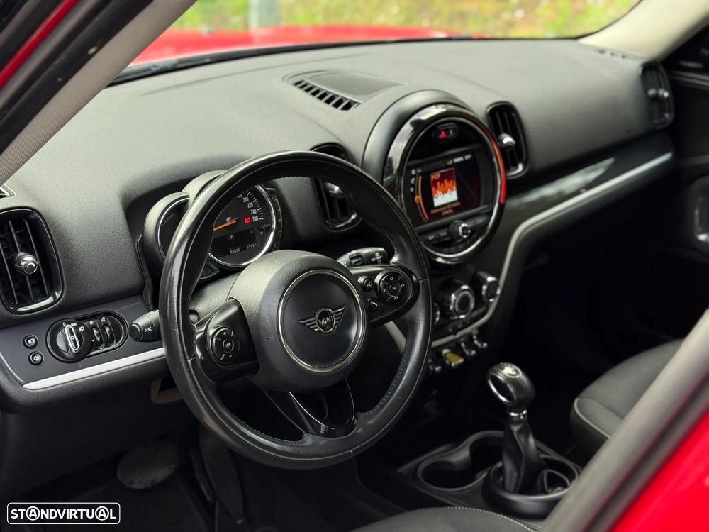MINI Countryman Cooper SE ALL4 Auto - 13