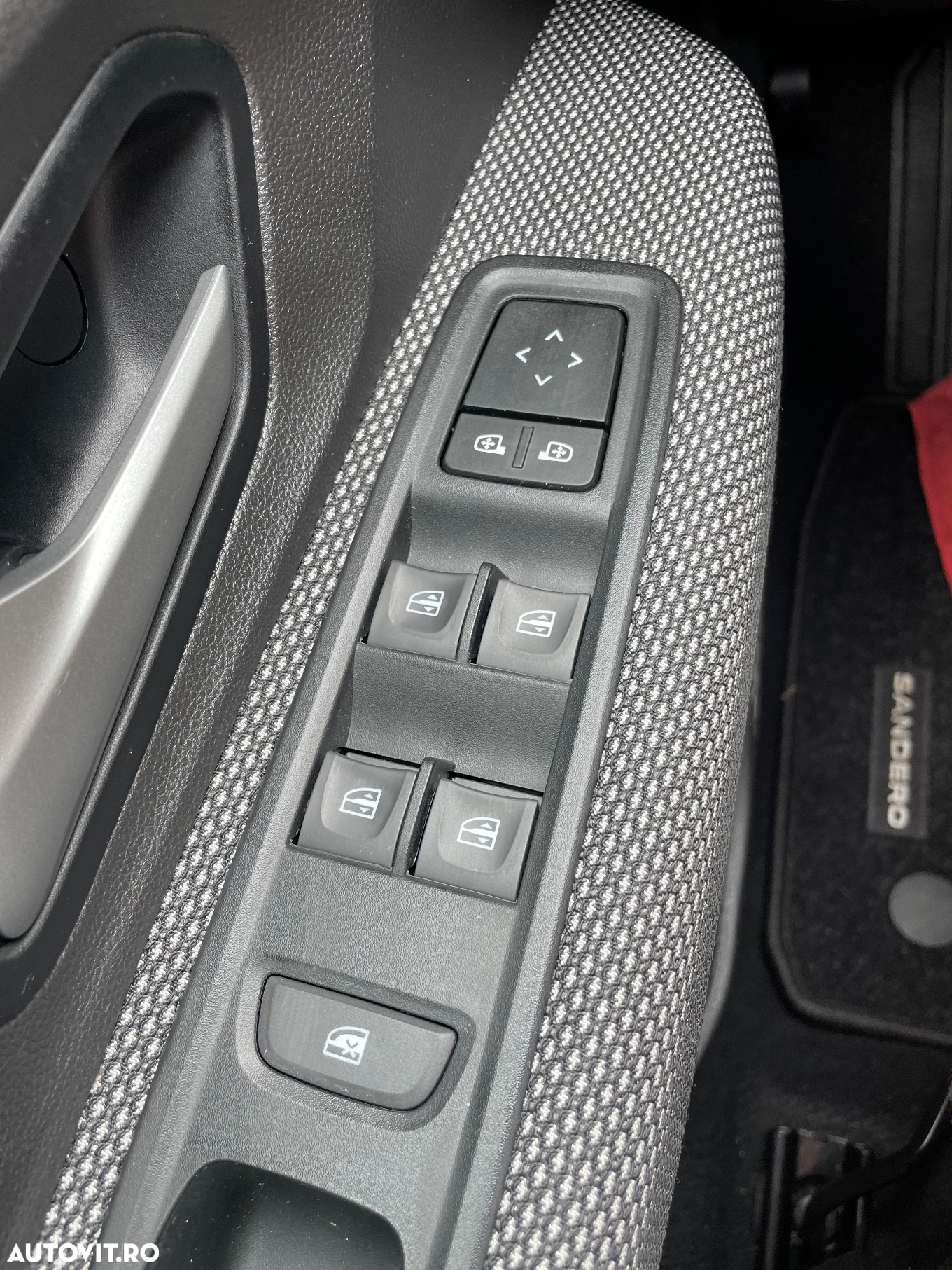 Dacia Sandero TCe 90 Comfort - 10