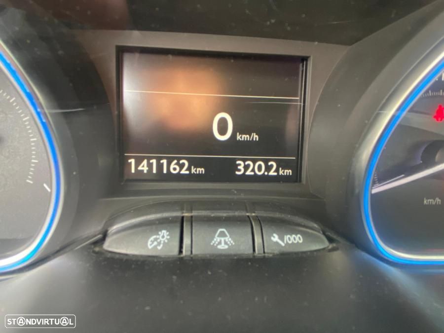 Peugeot 2008 1.2 PureTech Style - 10