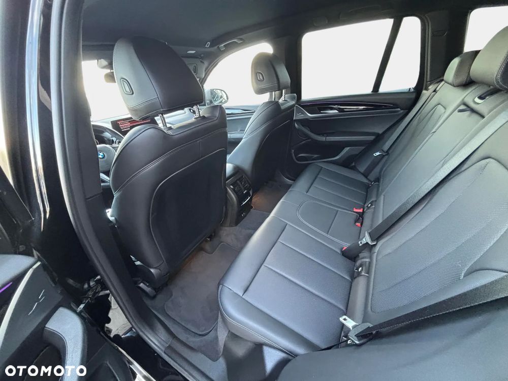 BMW X3 xDrive20i GPF Business Edition - 14