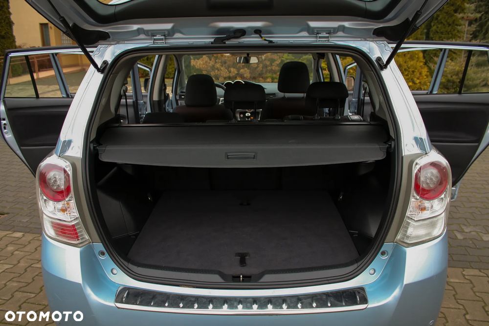 Toyota Verso 2.0 D-4D Executive - 39