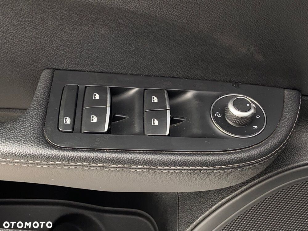Alfa Romeo Giulia 2.0 Turbo Veloce Q4 - 29