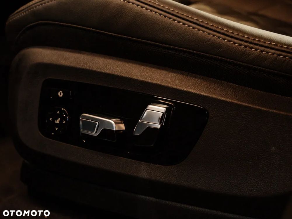 BMW X5 xDrive30d - 16