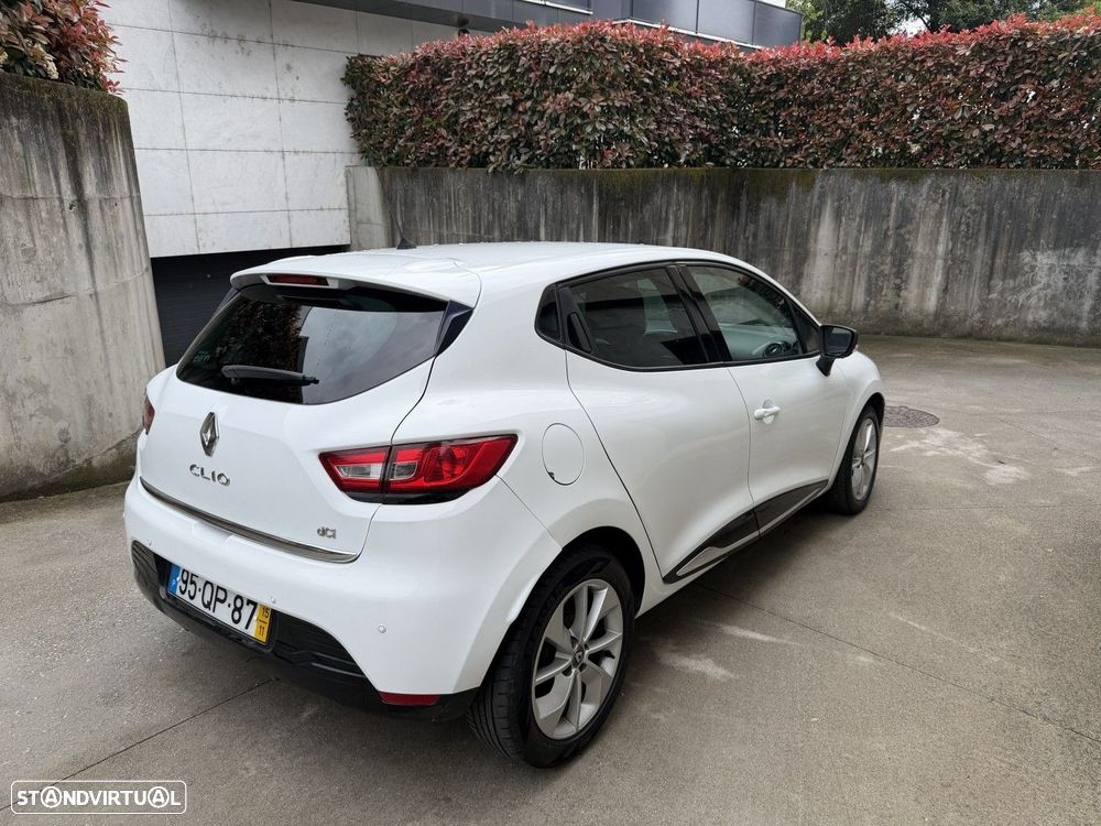 Renault Clio 1.5 dCi Dynamique S - 6
