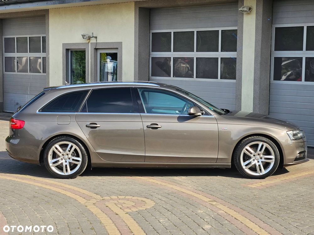Audi A4 Avant 2.0 TDI DPF quattro S line Sportpaket - 17