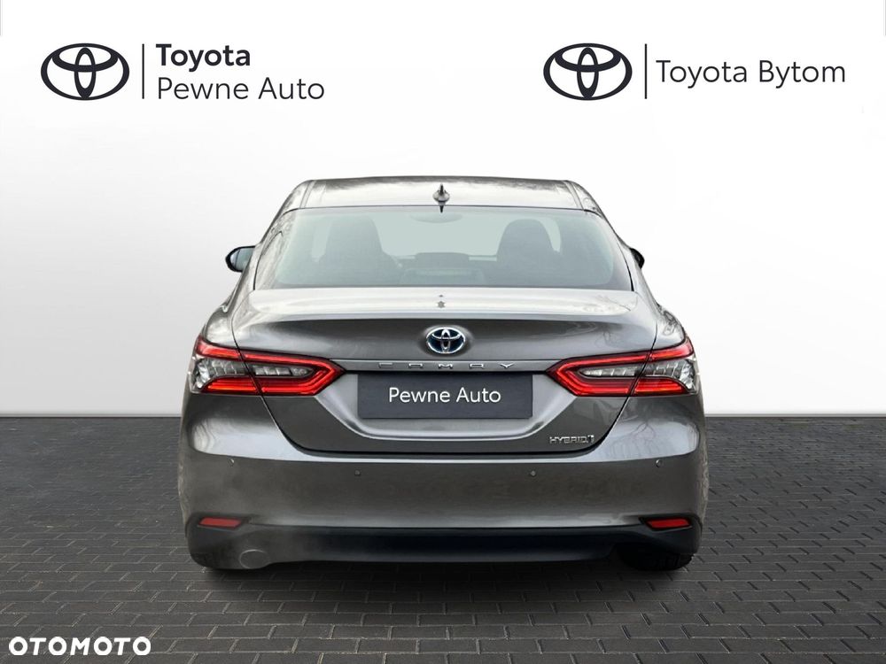 Toyota Camry 2.5 Hybrid Executive CVT - 4
