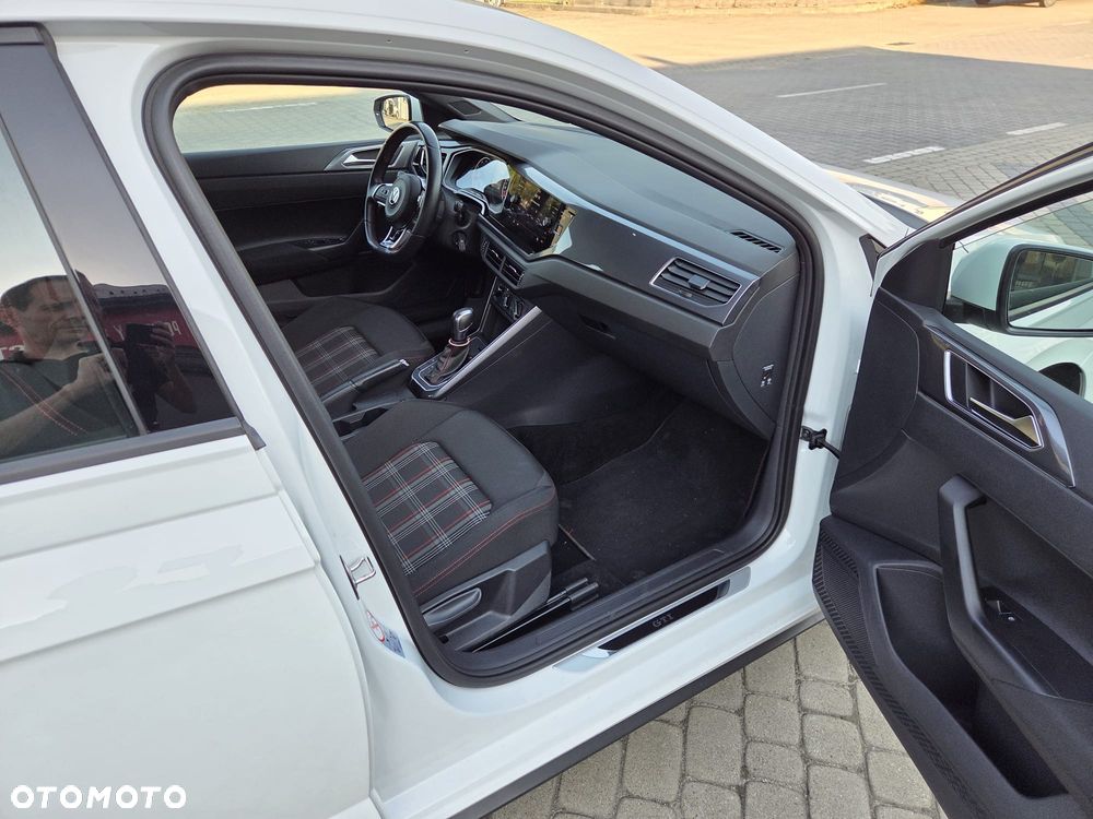 Volkswagen Polo 2.0 TSI OPF DSG GTI - 13