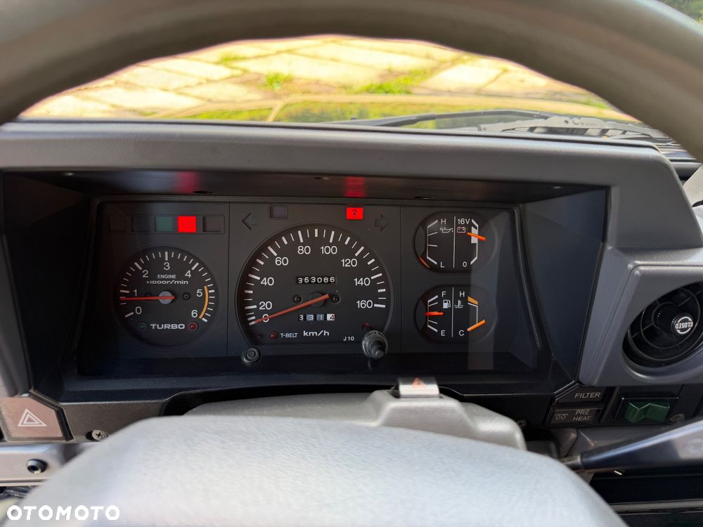 Toyota Land Cruiser LJ70 - 13