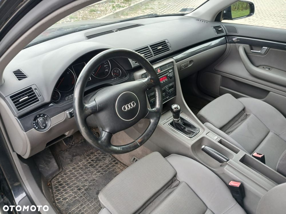 Audi A4 Limousine - 22