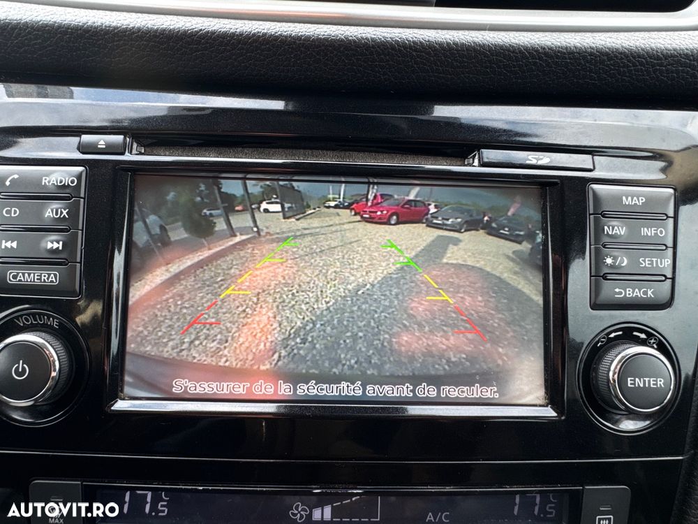 Nissan Qashqai 1.5 DCI TEKNA - 11