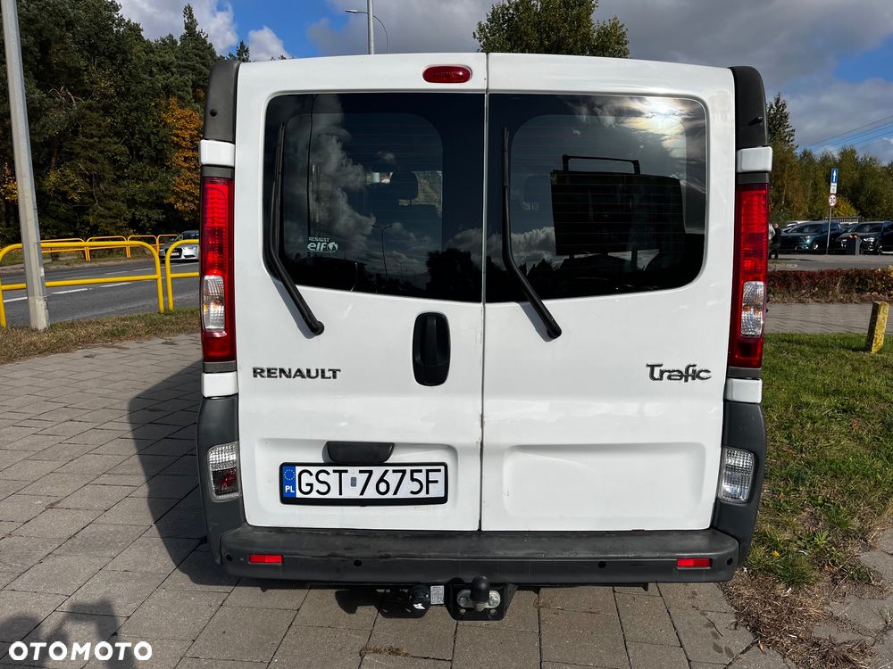 Renault Trafic - 16