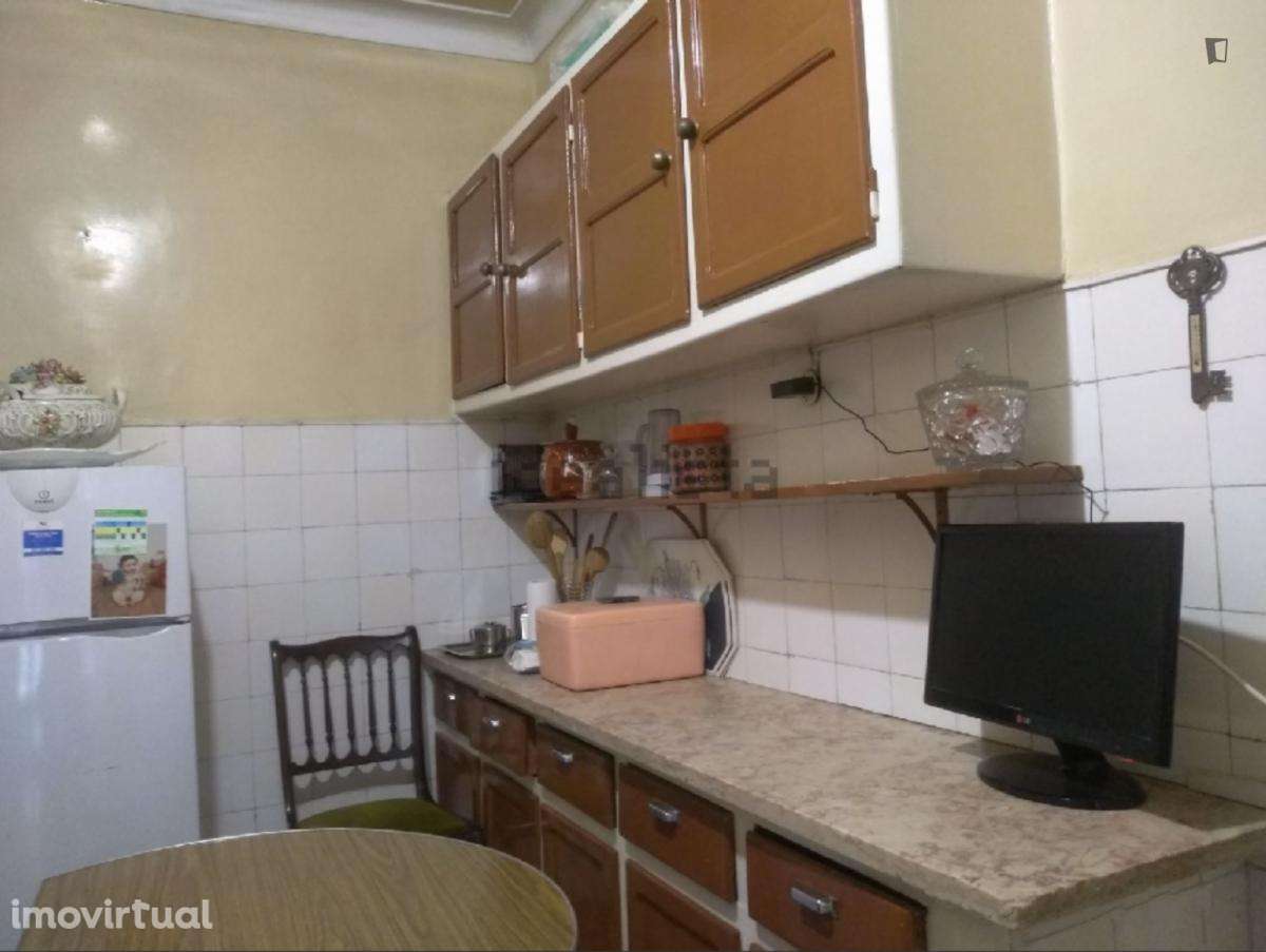 Quarto - localizado em Campo de Ourique Lisbon - Grande imagem: 4/8