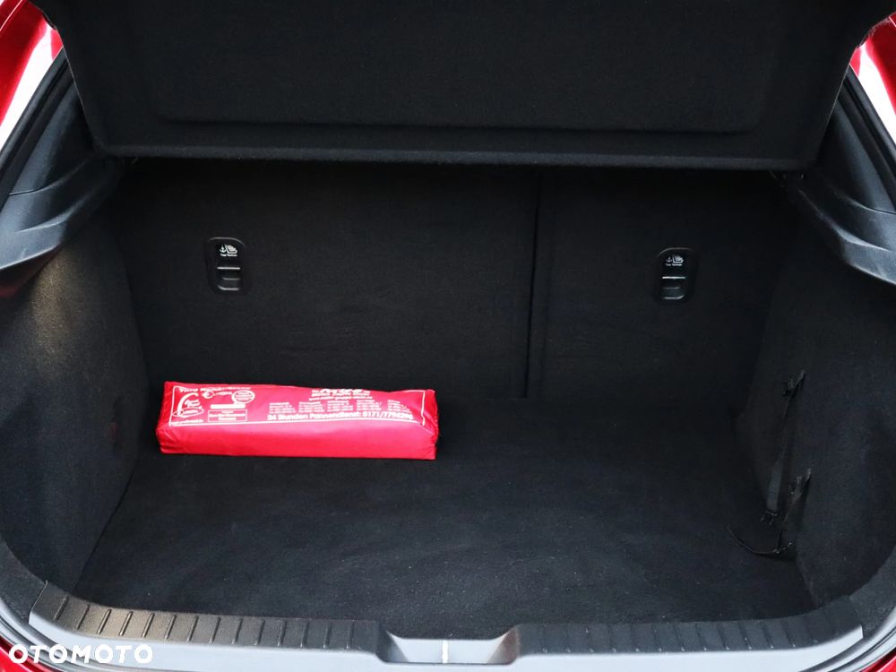 Mazda CX-30 2.0 mHEV Hikari 2WD - 39