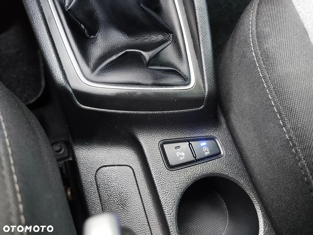 Hyundai i20 - 12
